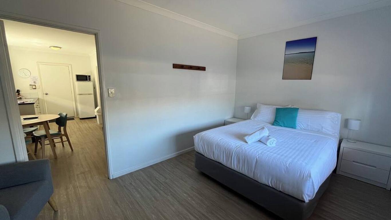 Clearwater Motel Apartments