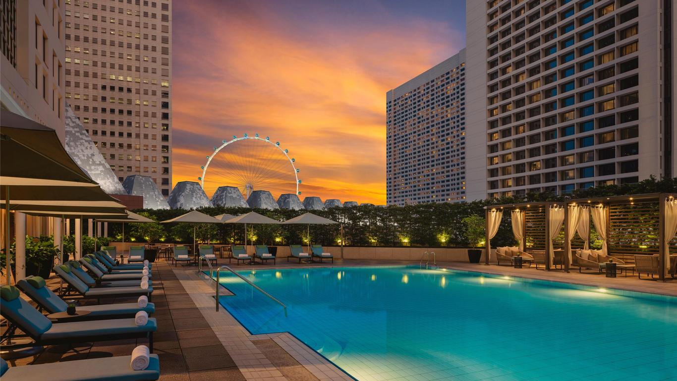 Conrad Singapore Marina Bay