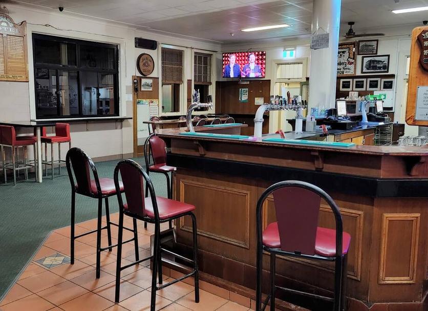 Bar Photo