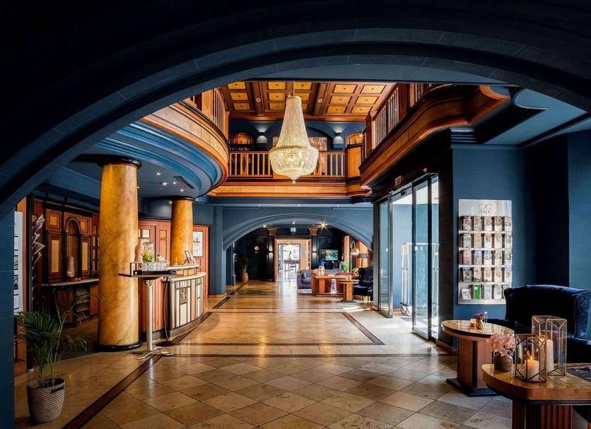 Lobby Photo