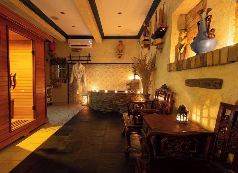 Dining room Photo
