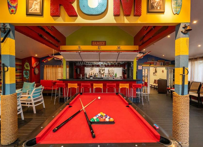 Bar Photo