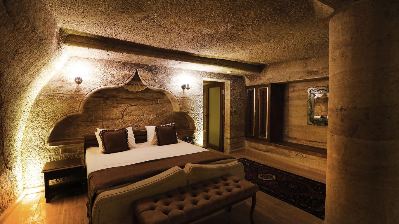 Ada Cave Suites