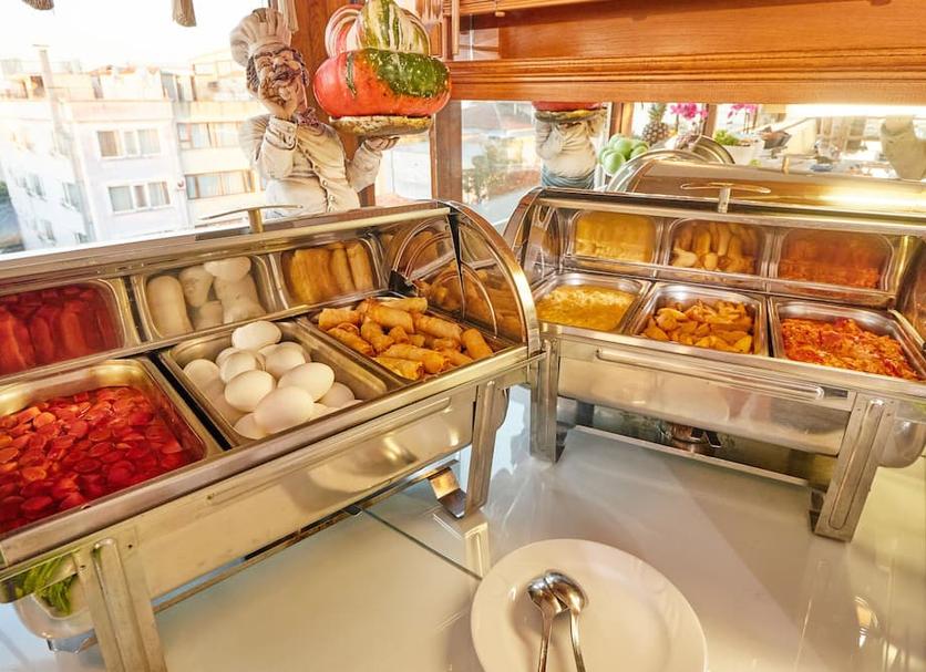 Buffet Photo