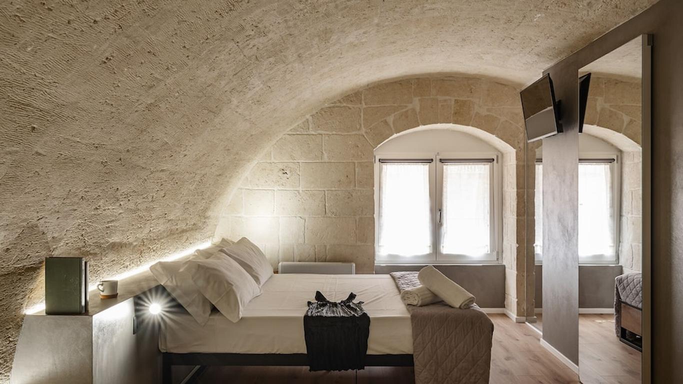 Hydria Rooms