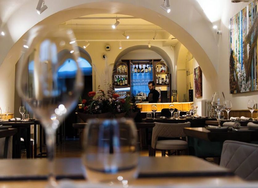 Restaurant Photo