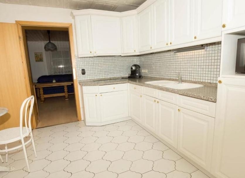 Kitchen Photo