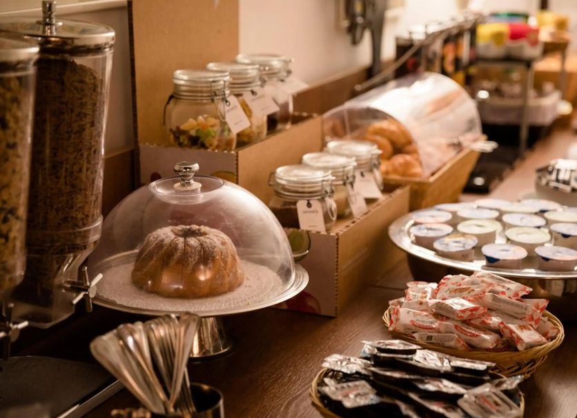 Buffet Photo