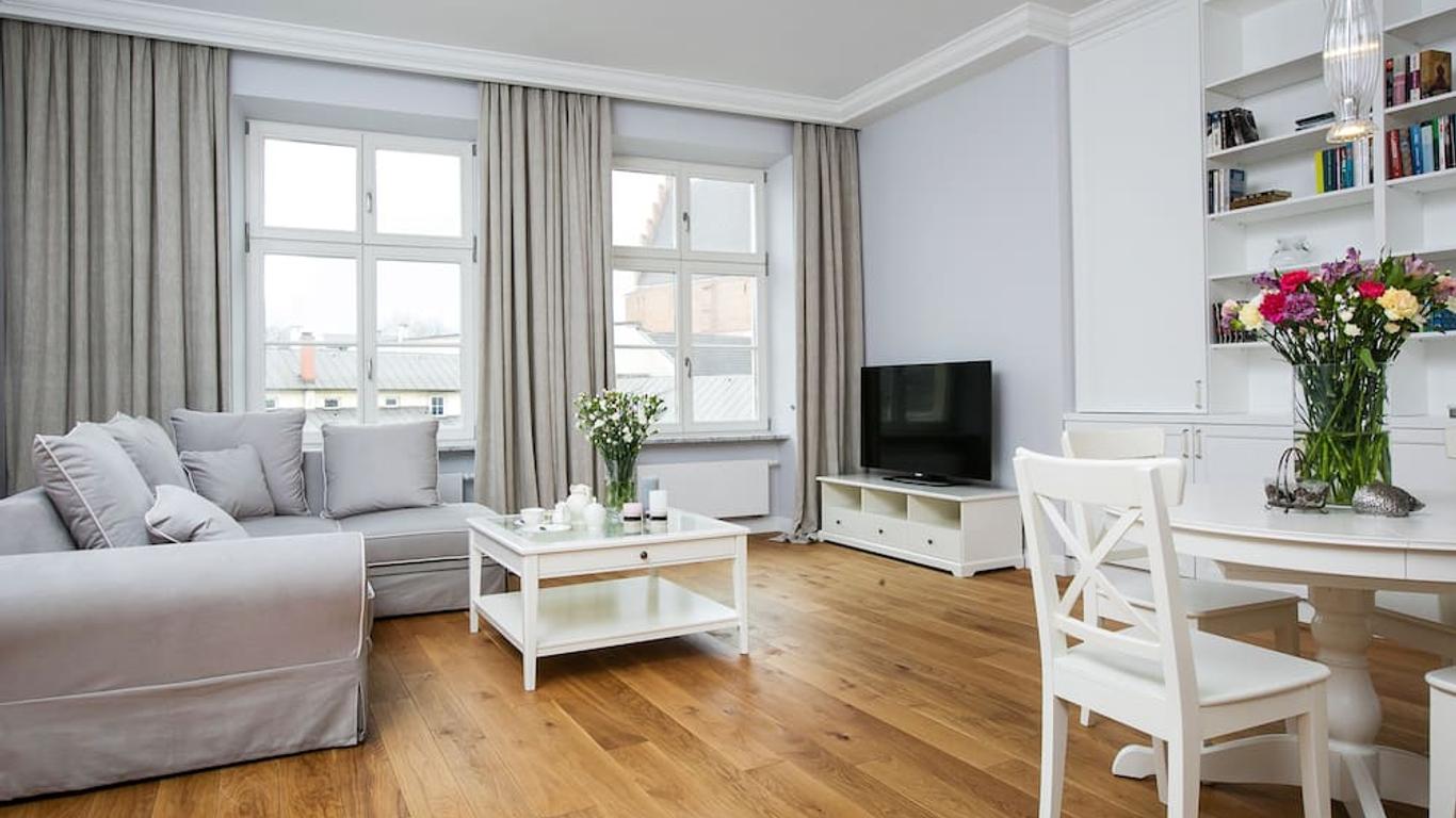 Mint Luxury Apartments at the Main Square