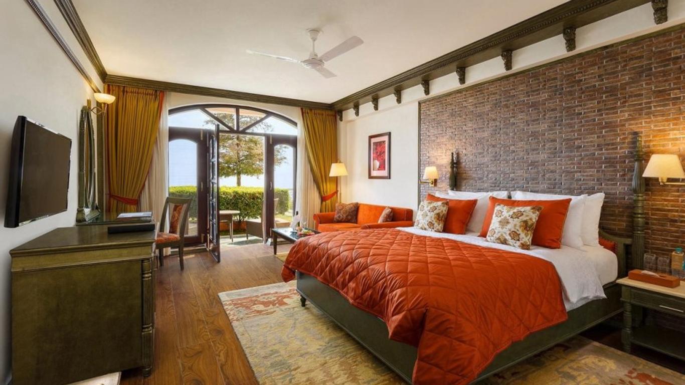 The Golden Palms Hotel & Spa