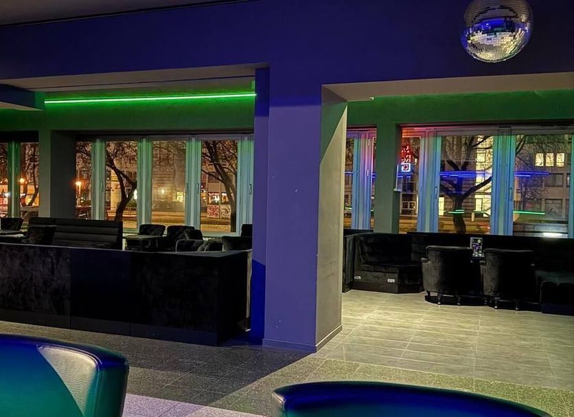 Bar Photo