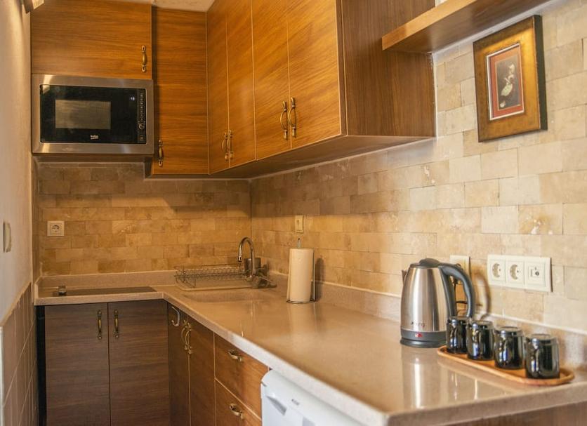 Kitchen Photo