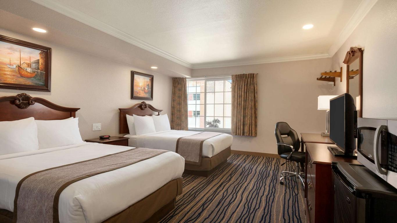 Days Inn by Wyndham Eureka CA