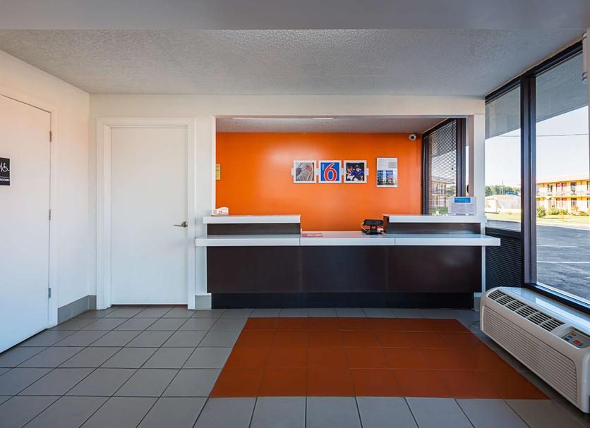 Front desk Photo