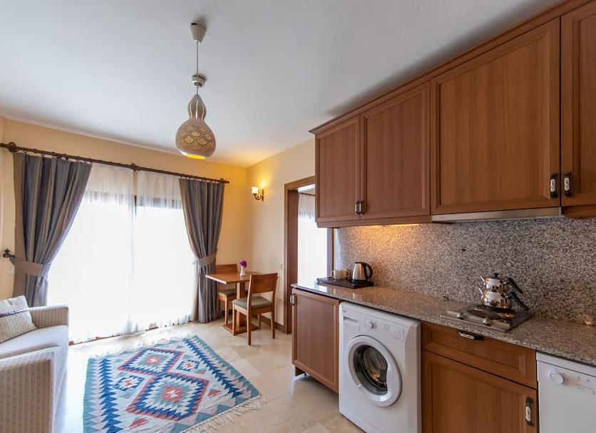 Kitchen Photo