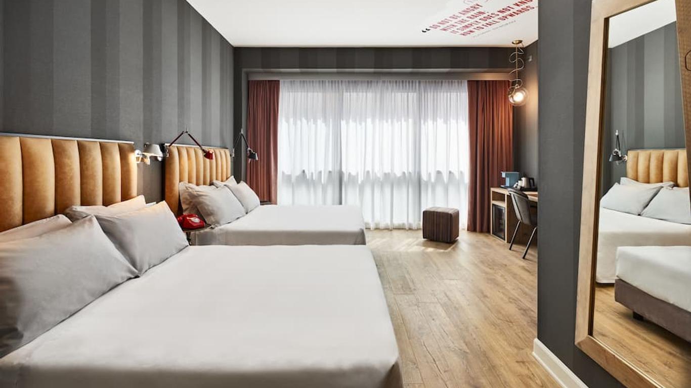 The Modernist Hotel
