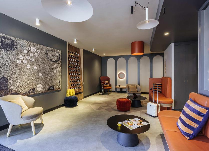 Lounge Photo