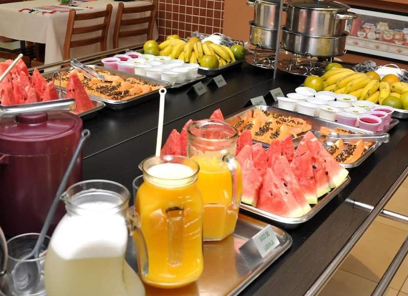 Buffet Photo