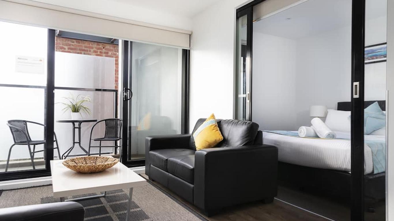 RNR Serviced Apartments North Melbourne