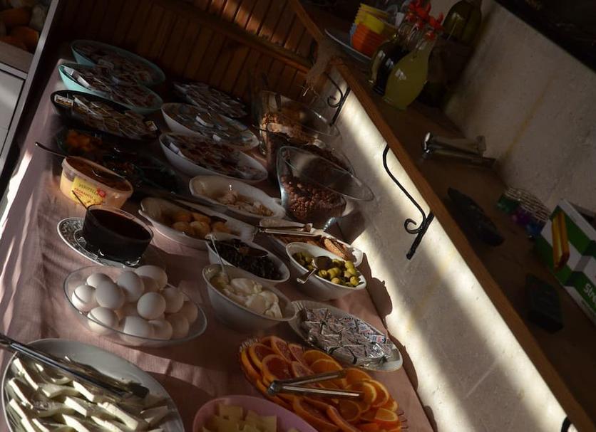 Buffet Photo