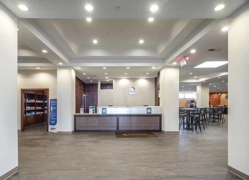Front desk Photo
