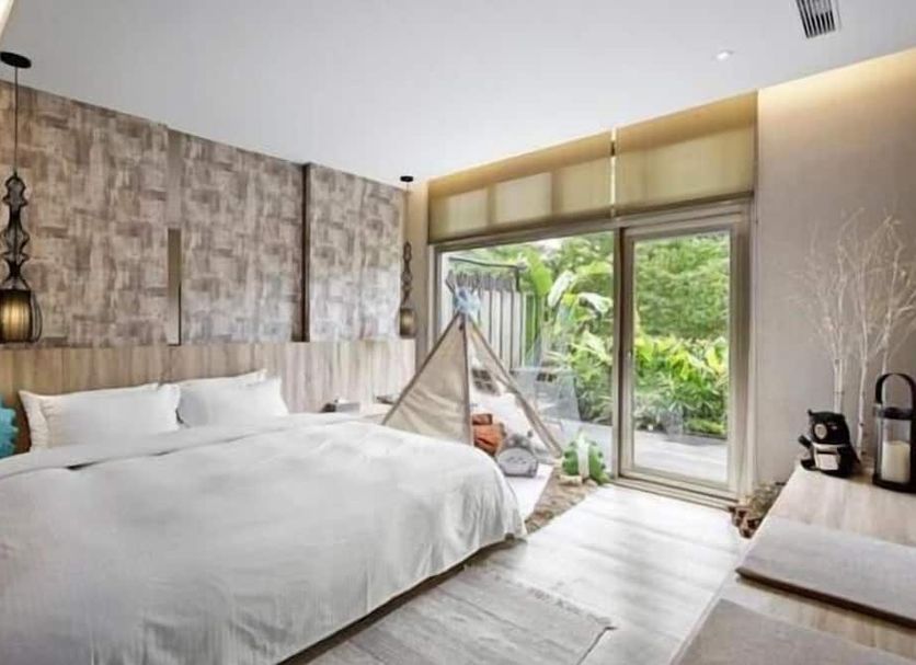 Bedroom Photo