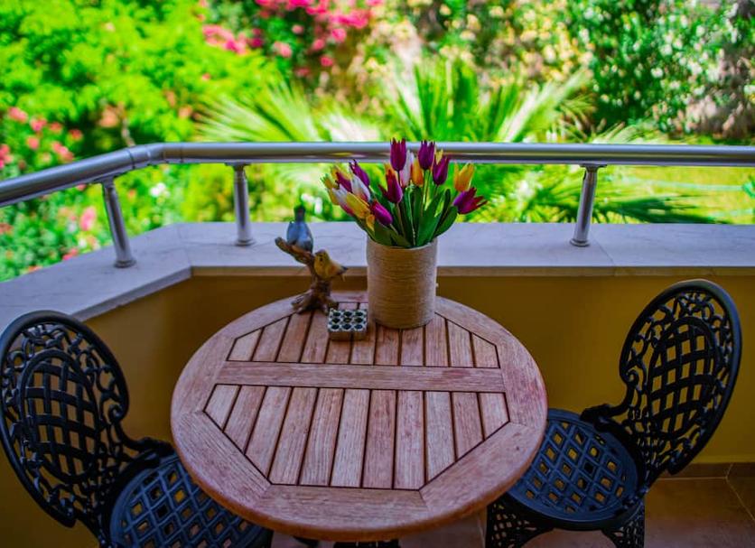 Balcony Photo