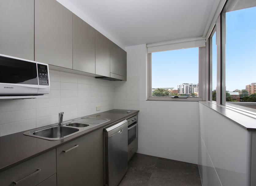 Kitchen Photo