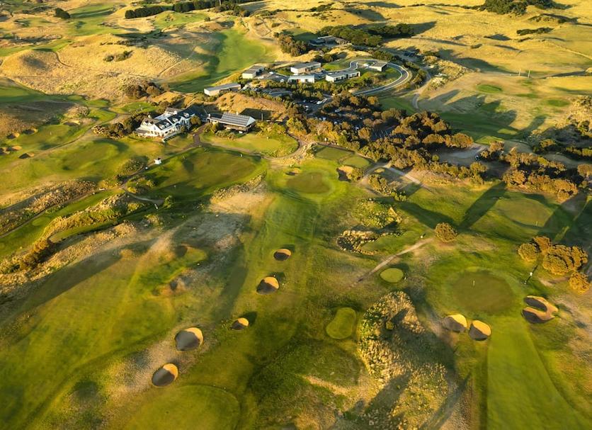 Golf course Photo