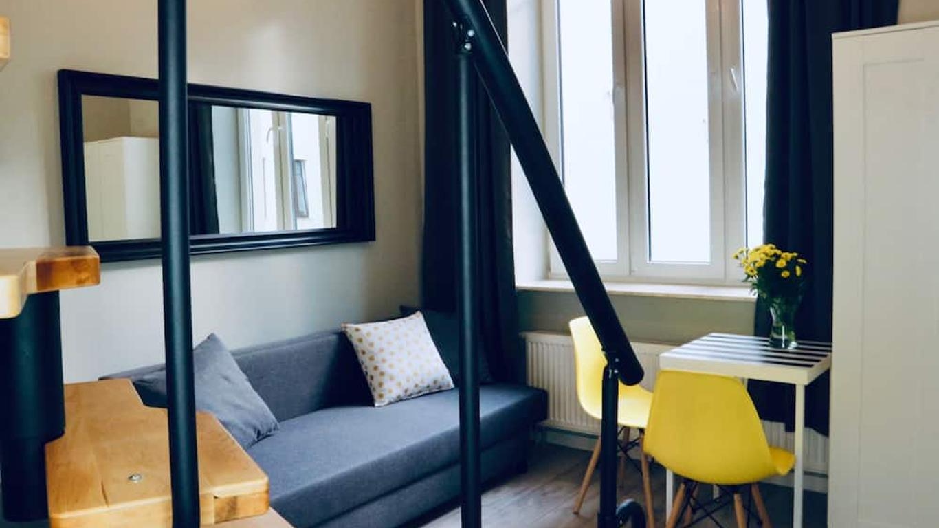 Golda Apartments