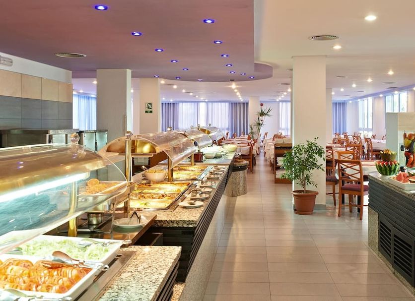 Buffet Photo