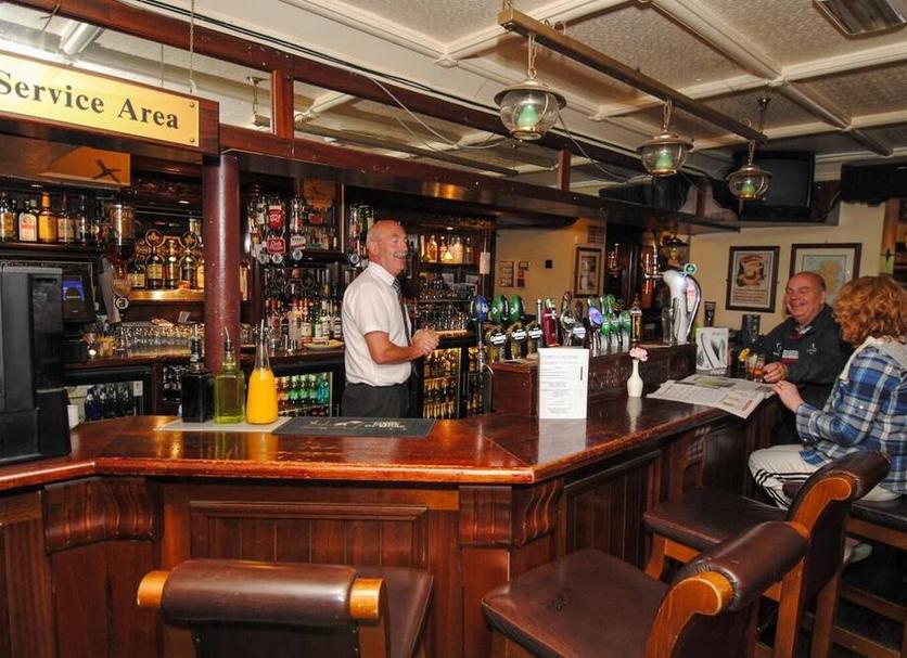 Bar Photo