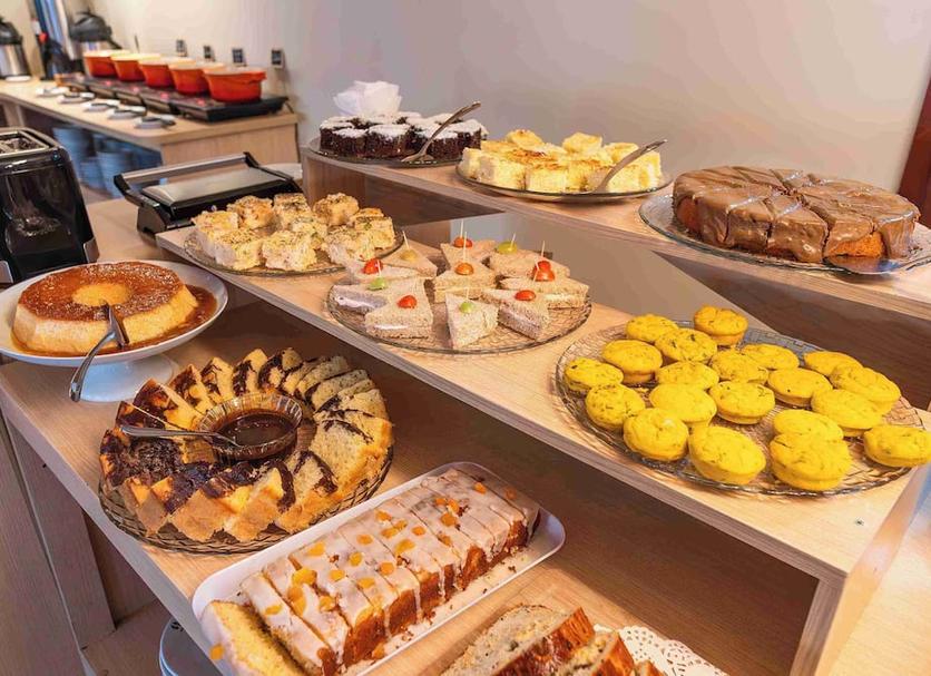 Buffet Photo