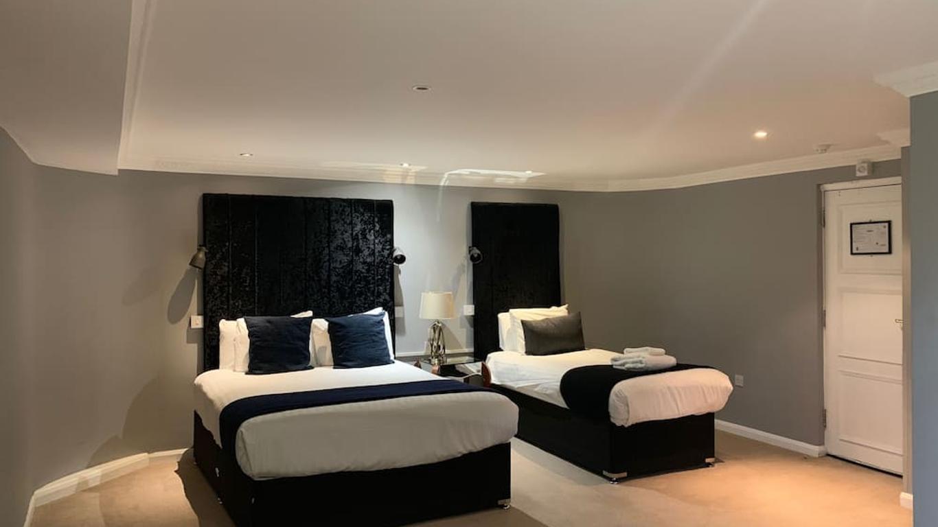 Barons Court Hotel Walsall