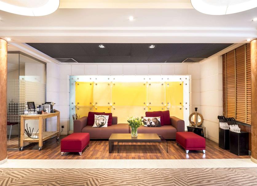 Lobby Photo