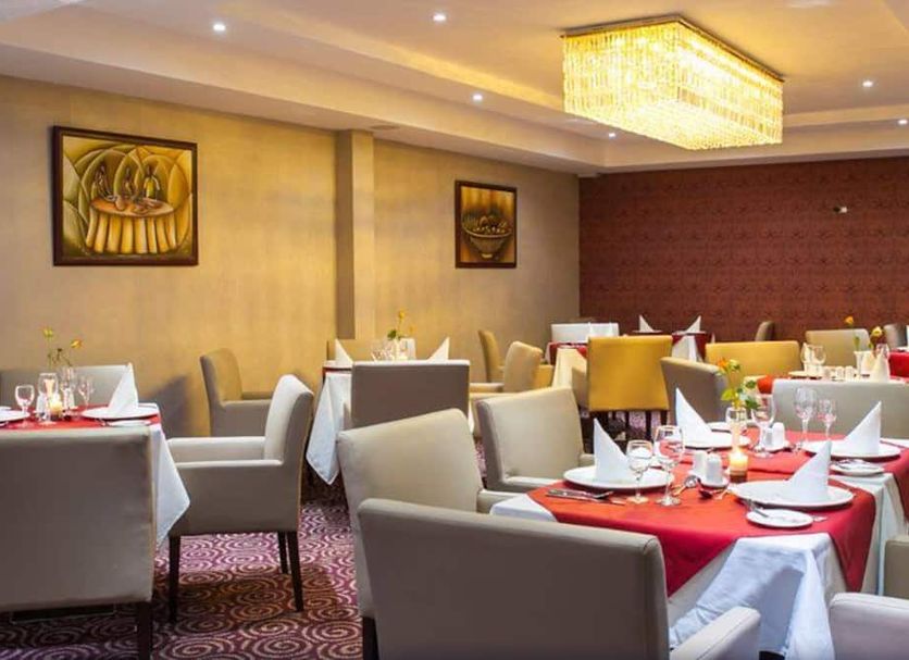 Restaurant Photo