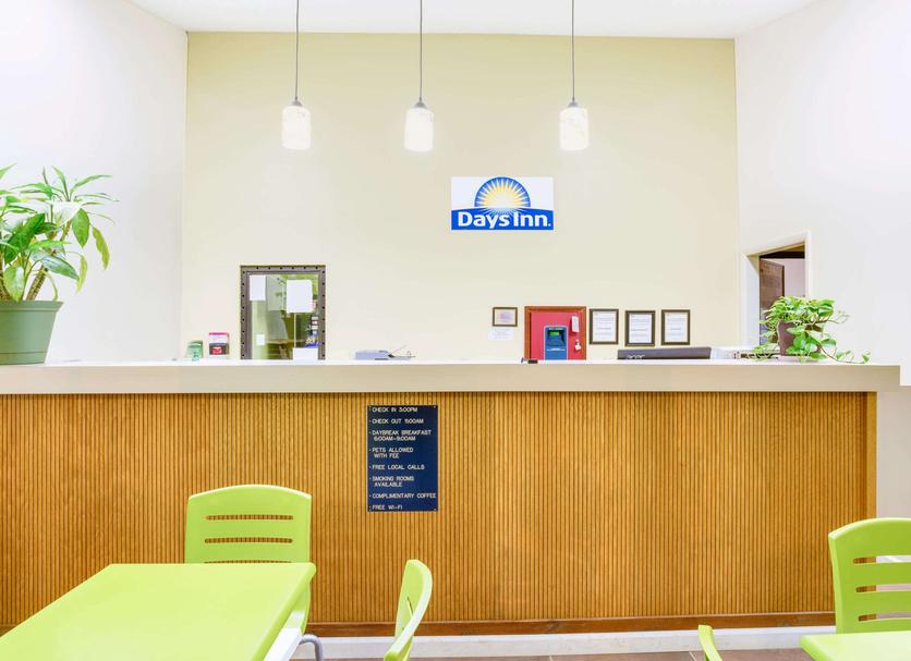 Front desk Photo