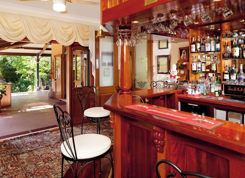 Bar Photo