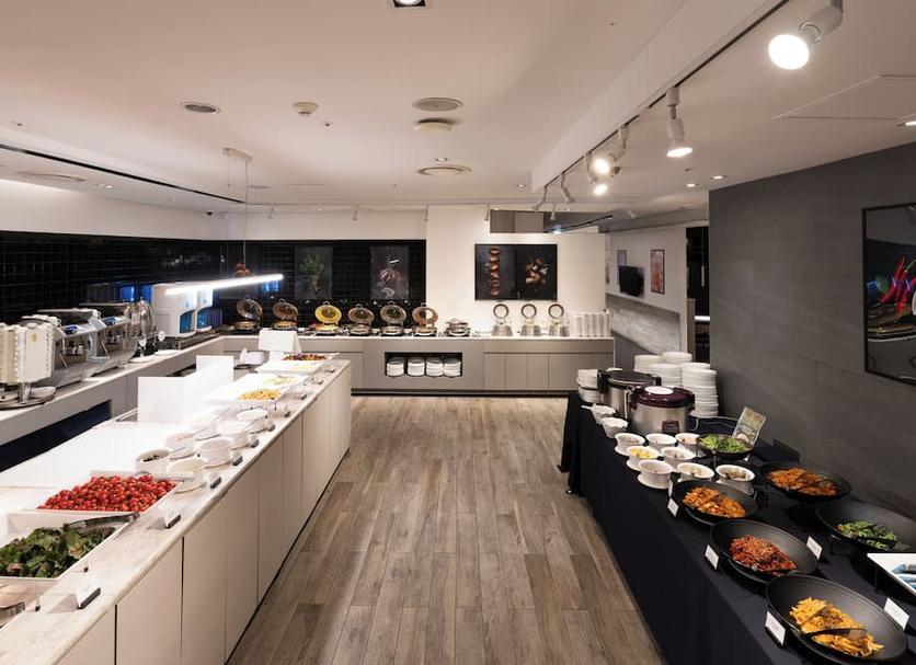 Buffet Photo