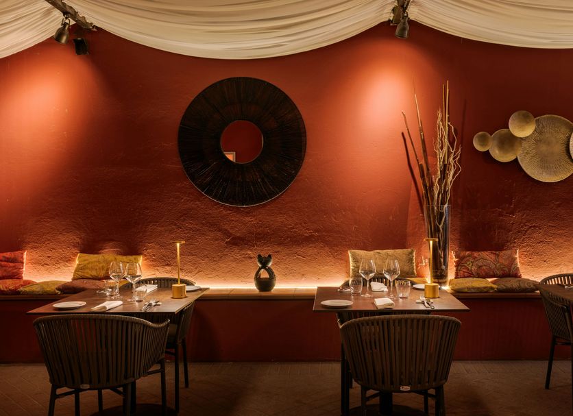 Restaurant Photo