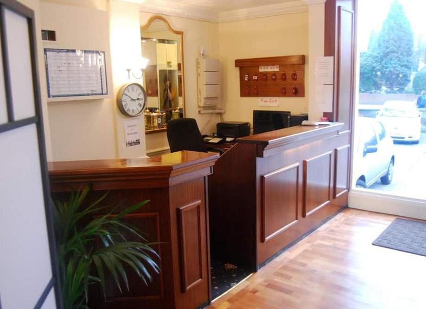 Front desk Photo
