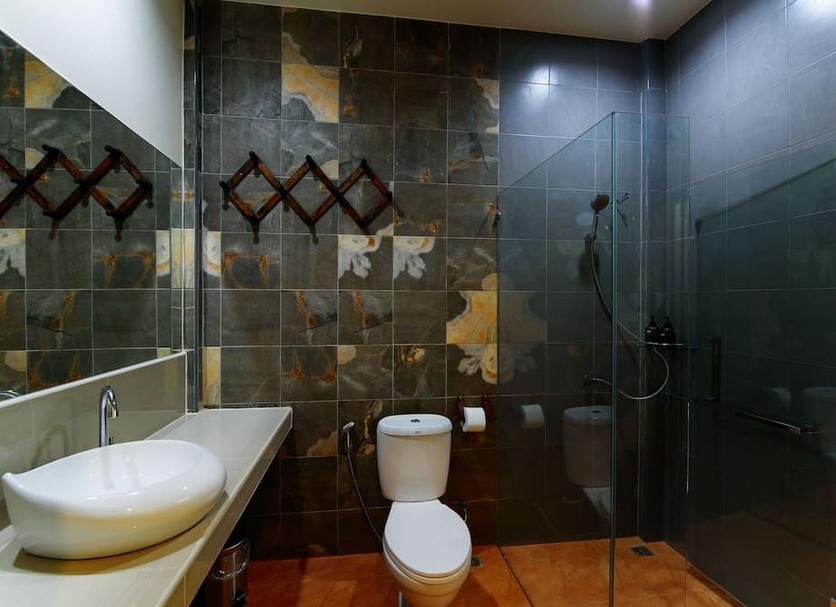 Bathroom Photo