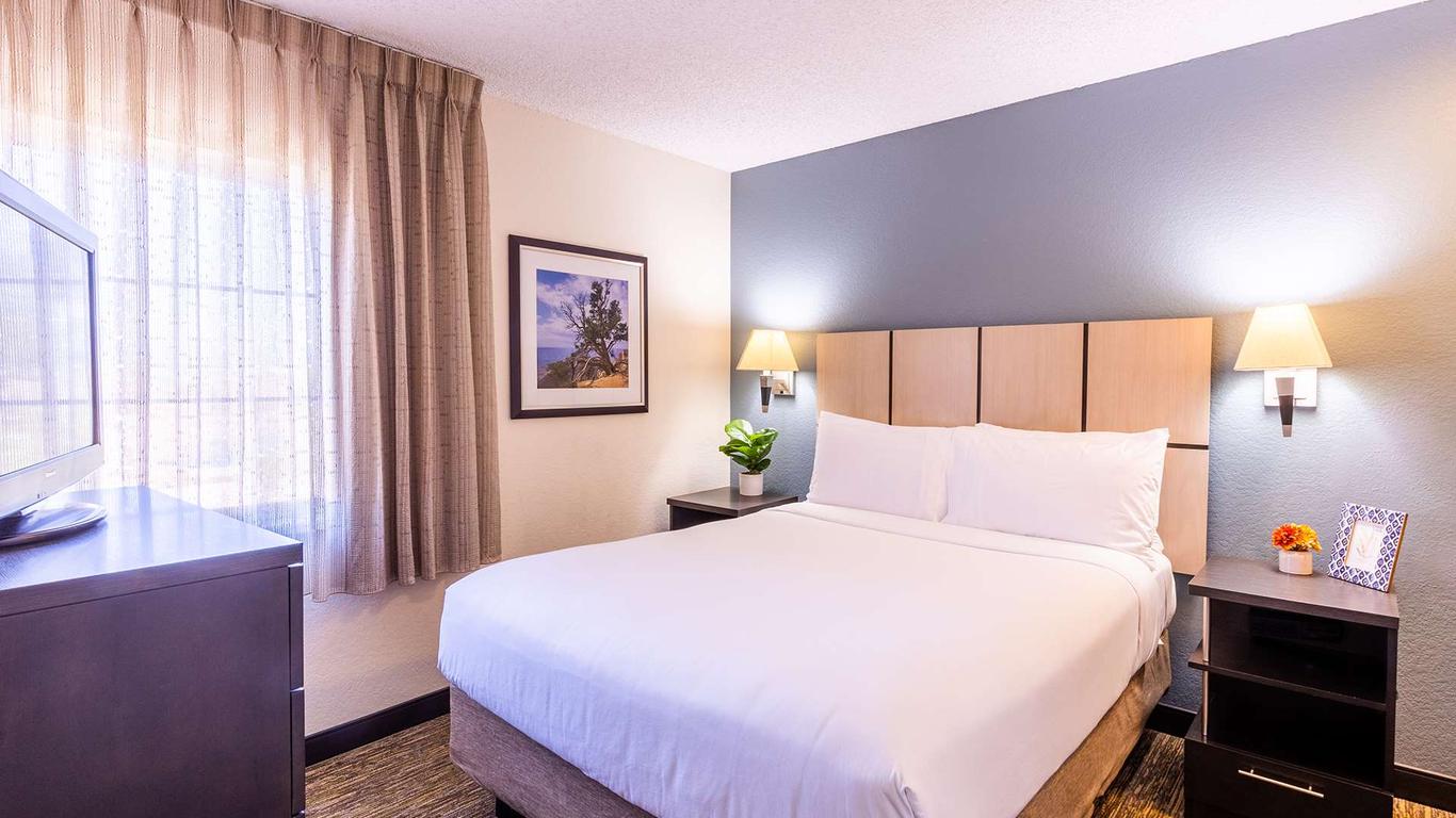 Sonesta Simply Suites Stafford
