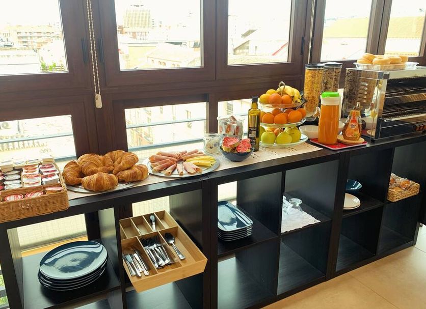 Buffet Photo