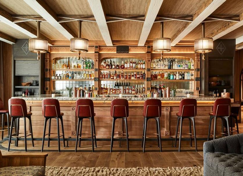Bar Photo