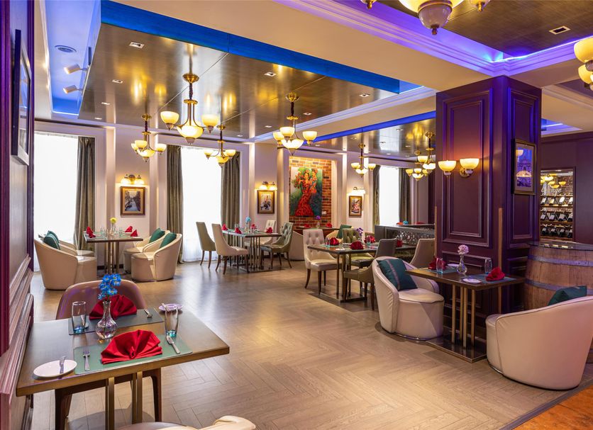 Restaurant Photo