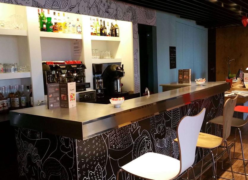 Bar Photo