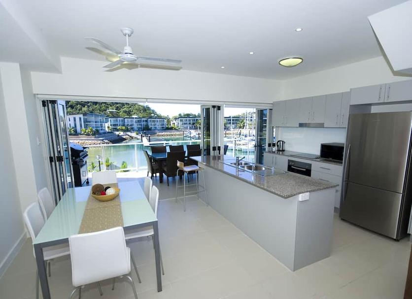 Kitchen Photo
