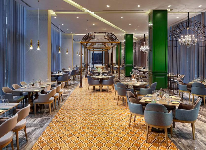 Restaurant Photo