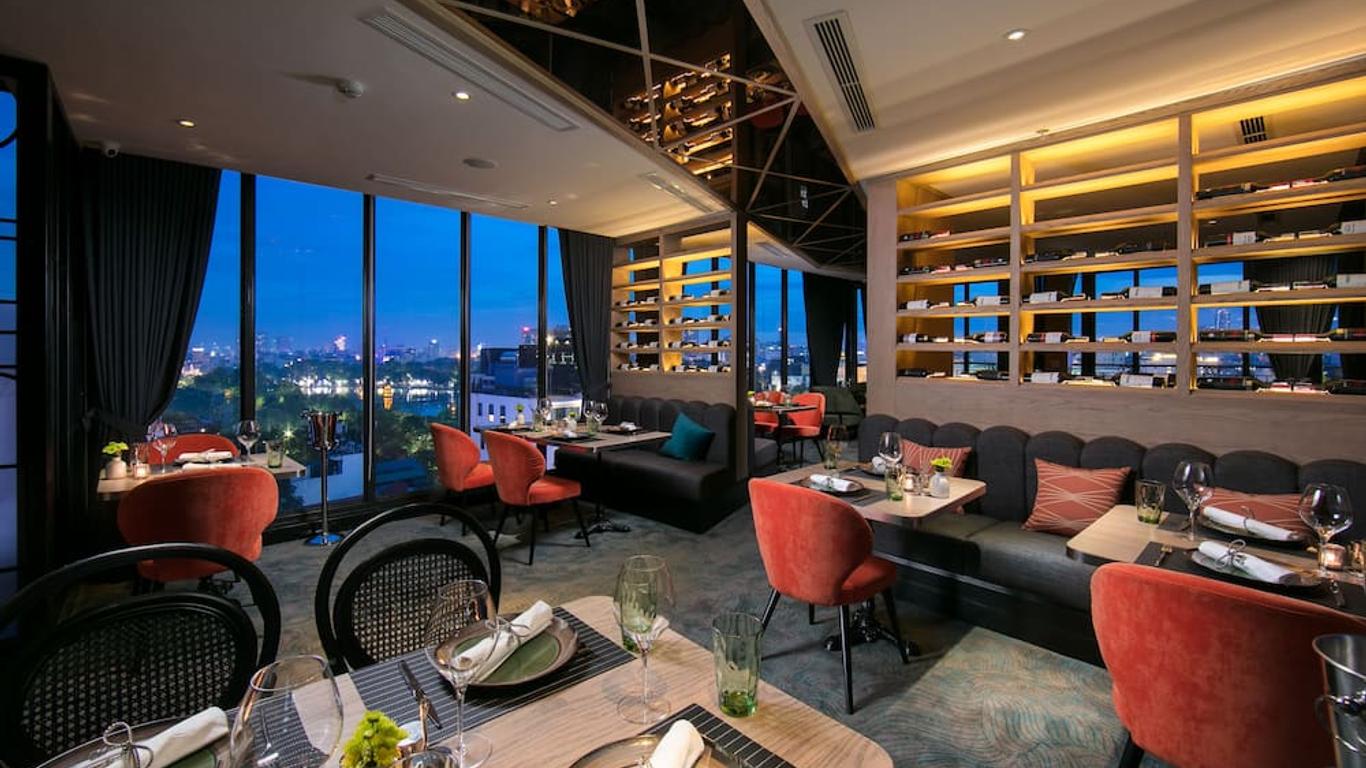 Aurora Premium - A Lifestyle Hotel